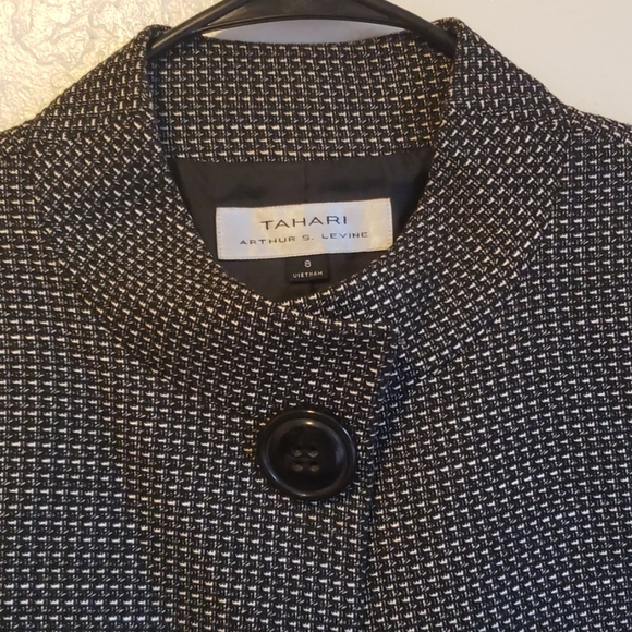 Jacket - Picture 2 of 4